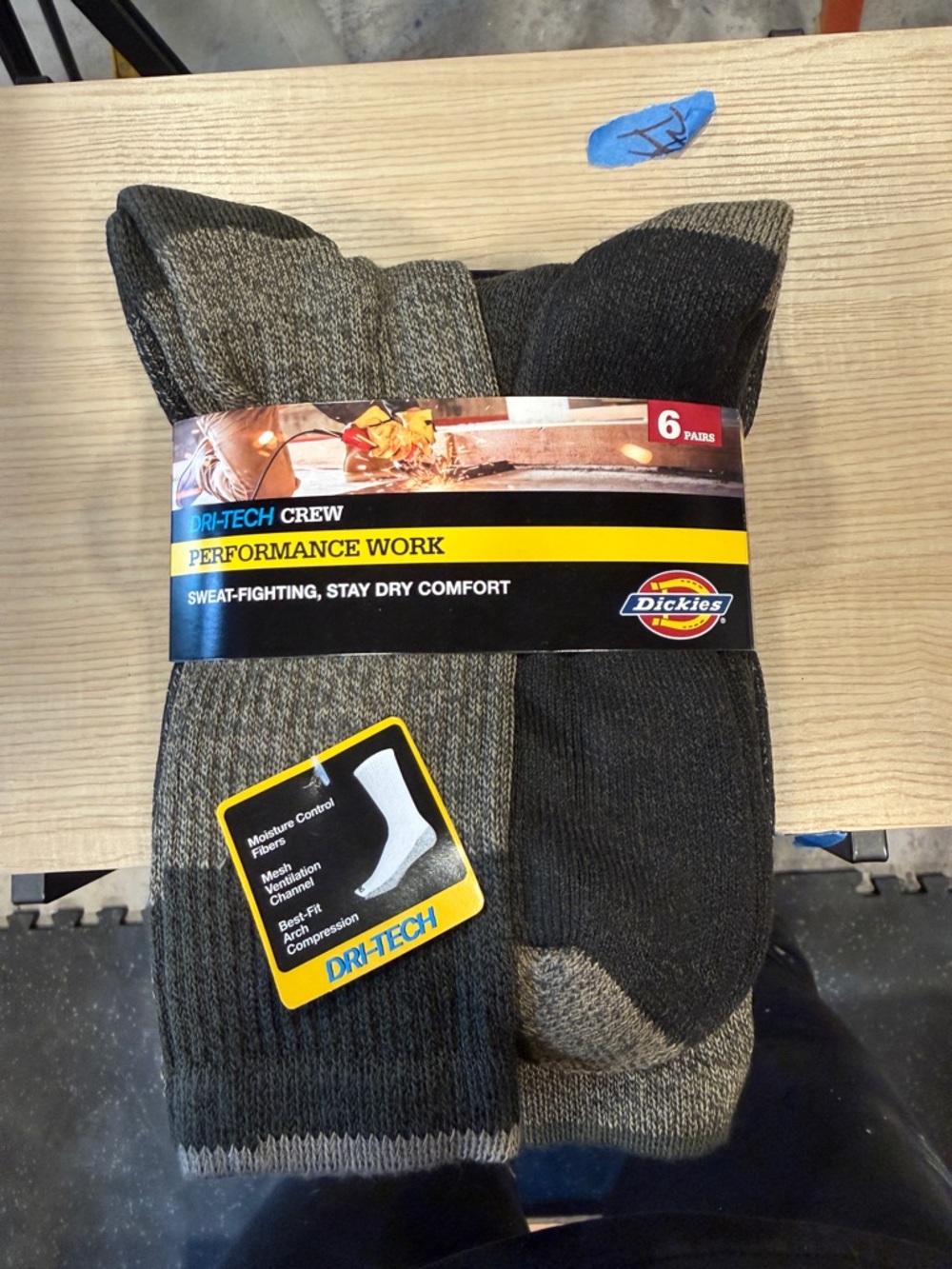 Dickies Men's Work Crew Socks - Black & Green (6-Pack)